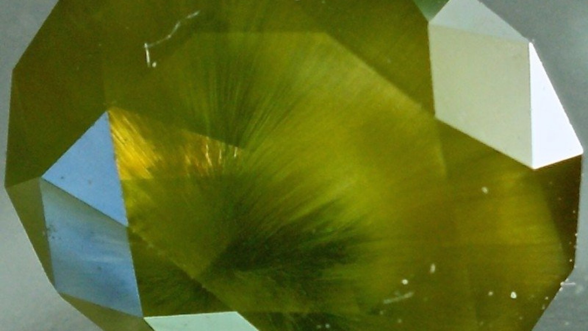Demantoid