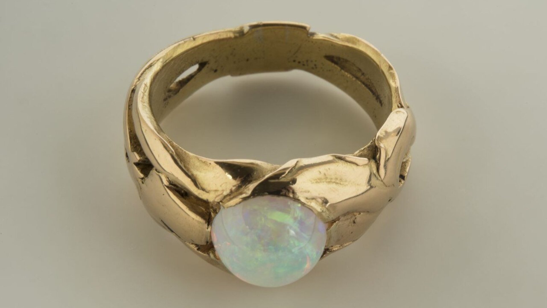 Pierścionek Lightning – opal