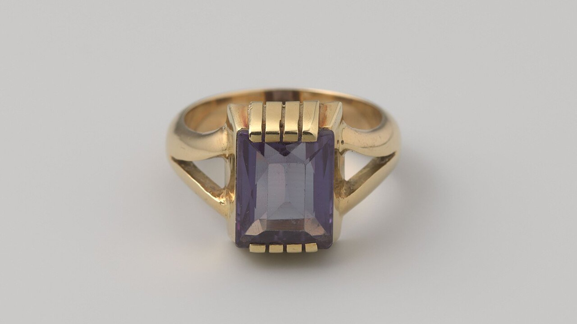 Pierścionek Pamir – spinel